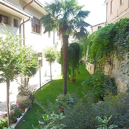 Hotel apartamentowy La Piazzetta Fara San Martino